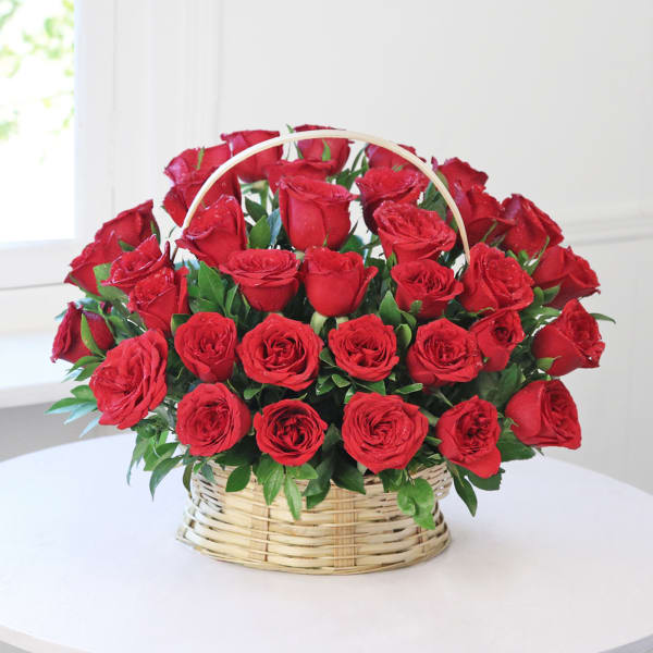 25 Red Roses Round Basket