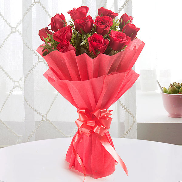 Beautiful 12 Red Roses Bouquet